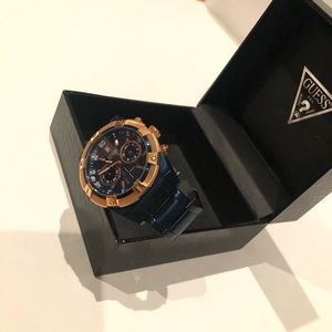 🔥Guess Watch. Brand New! Navy Blue and Rose Gold
